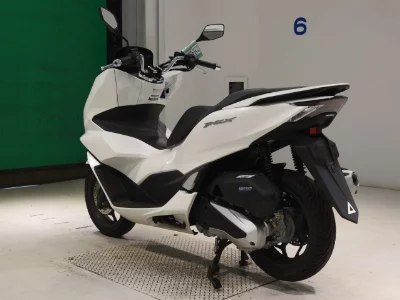 Honda PCX125-4