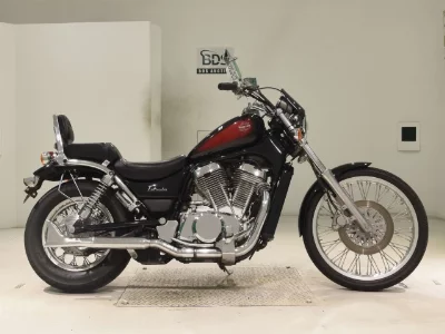 Suzuki INTRUDER 400