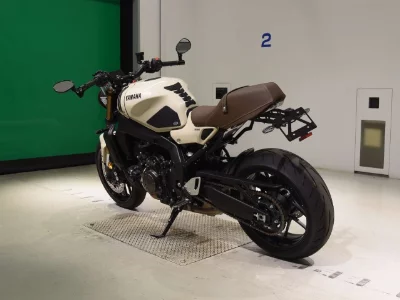 Yamaha XSR900-2