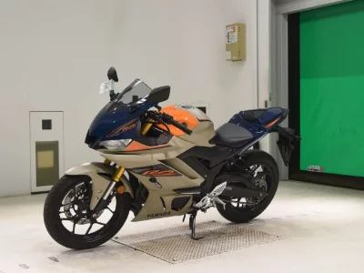 Yamaha YZF-R25A