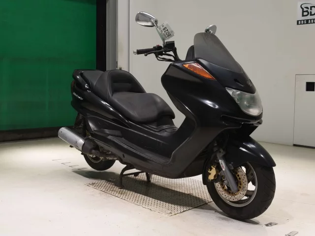 Yamaha MAJESTY 250C  с аукциона в Японии