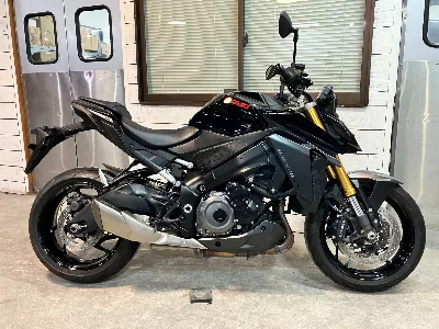 Suzuki GSX-S1000