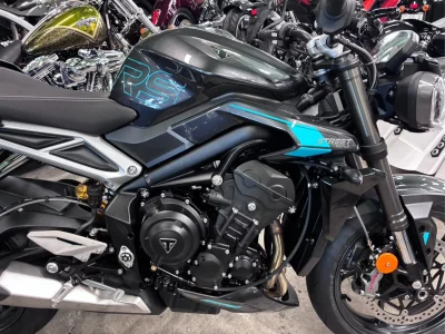 Triumph STREET  TRIPLE 765 RS