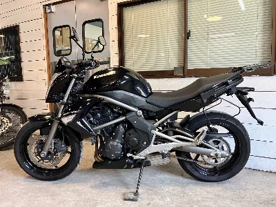 Kawasaki ER-4N