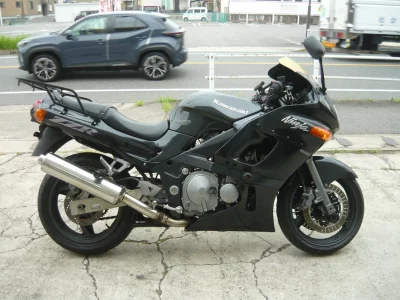 Kawasaki ZZR400