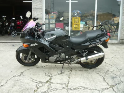 Kawasaki ZZR400