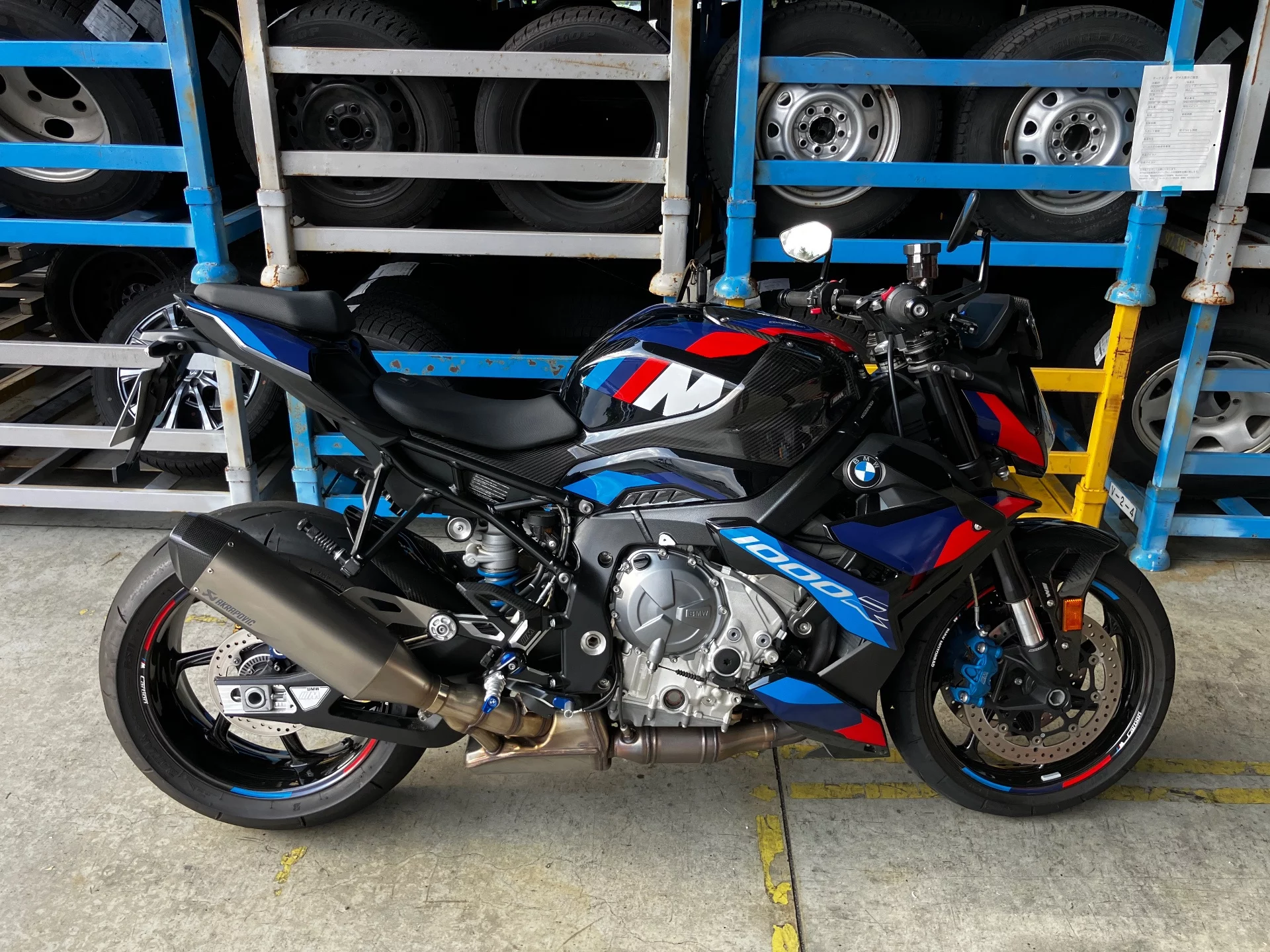 BMW BMW M1000R  с аукциона в Японии