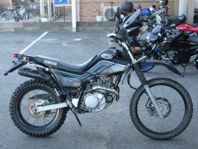Yamaha SEROW 225W