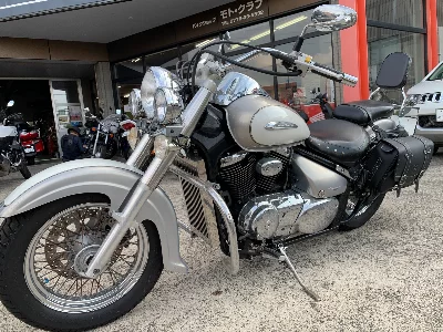 Suzuki INTRUDER 400 CLASSIC