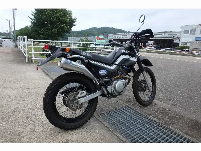 Yamaha SEROW 225