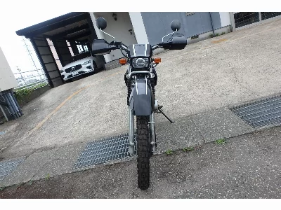 Yamaha SEROW 225