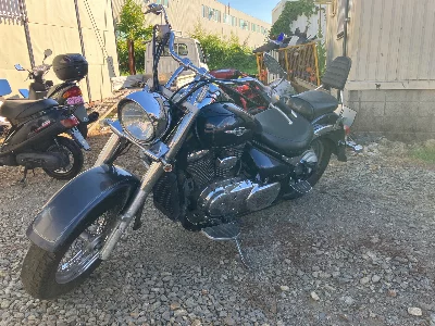 Suzuki INTRUDER 400 CLASSIC