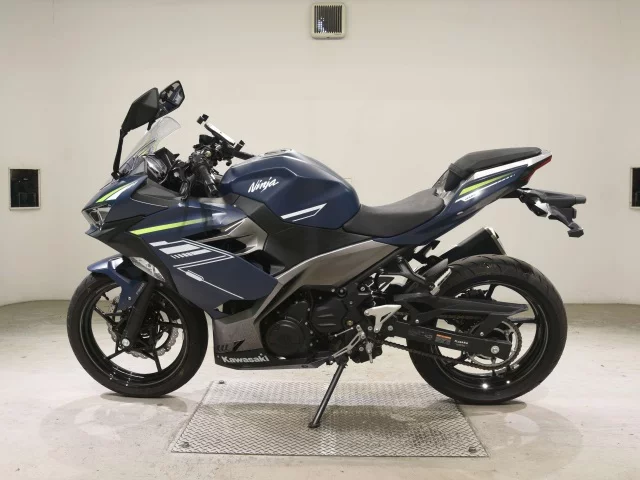 Kawasaki NINJA400-2  с аукциона в Японии