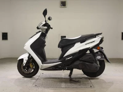 Yamaha CYGNUS 125XSR-3