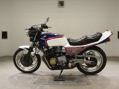 Honda CBX550