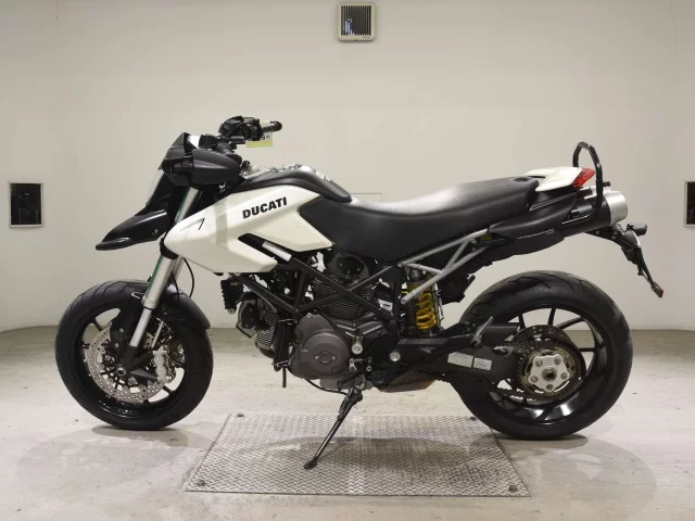 Ducati DUCATI HYPERMOTARD 796  с аукциона в Японии