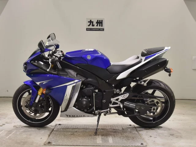 Yamaha YZF-R1  с аукциона в Японии