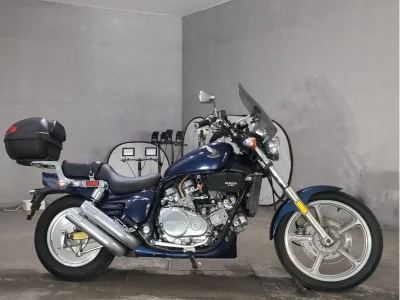 Honda MAGNA 750