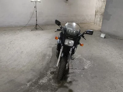 Kawasaki GPZ900R
