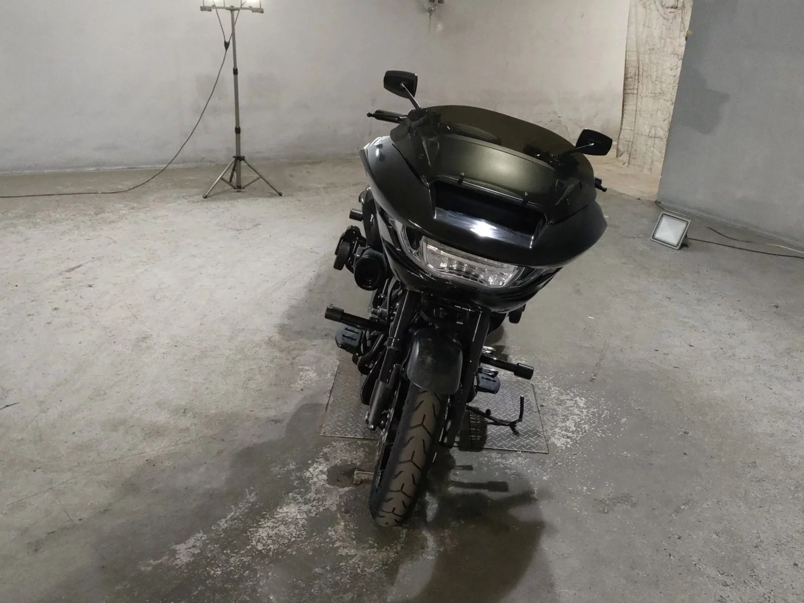 Harley-Davidson HARLEY FLTRXSTSE1970CVO  с аукциона в Японии