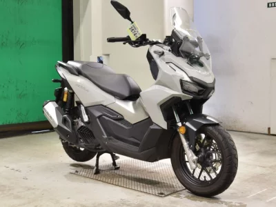 Honda ADV160