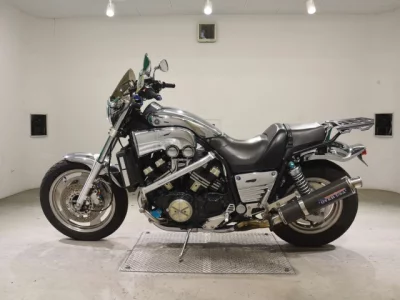 Yamaha V-MAX