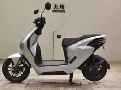 Мотоцикл из Японии Honda EM1E:
