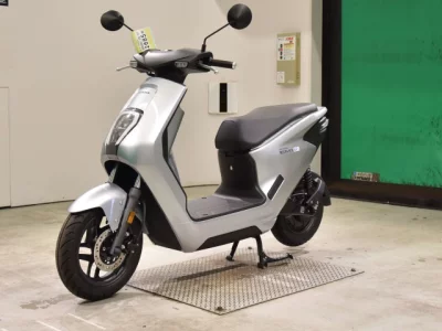 Honda EM1E: