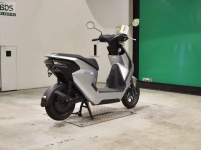 Honda EM1E: