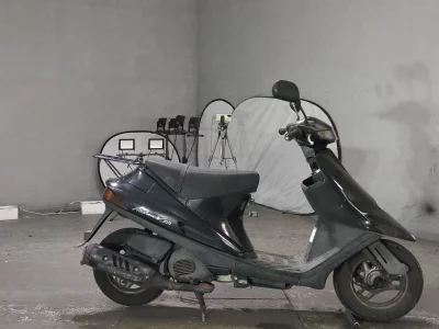 Suzuki ADDRESS V100