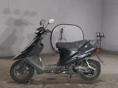 Suzuki ADDRESS V100
