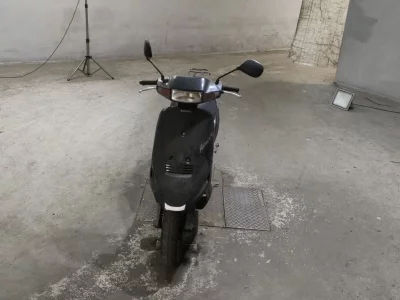 Suzuki ADDRESS V100