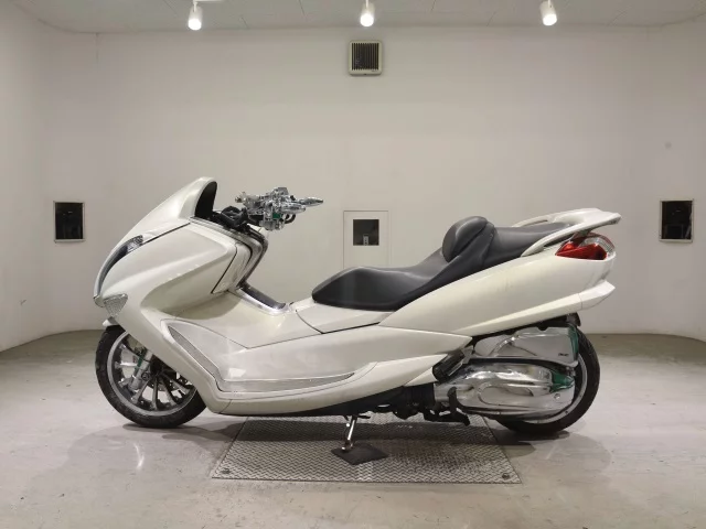 Yamaha MAJESTY 250-4  с аукциона в Японии