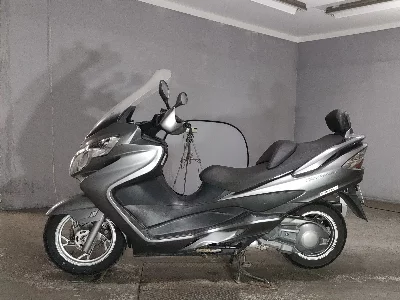 Suzuki SKYWAVE 250