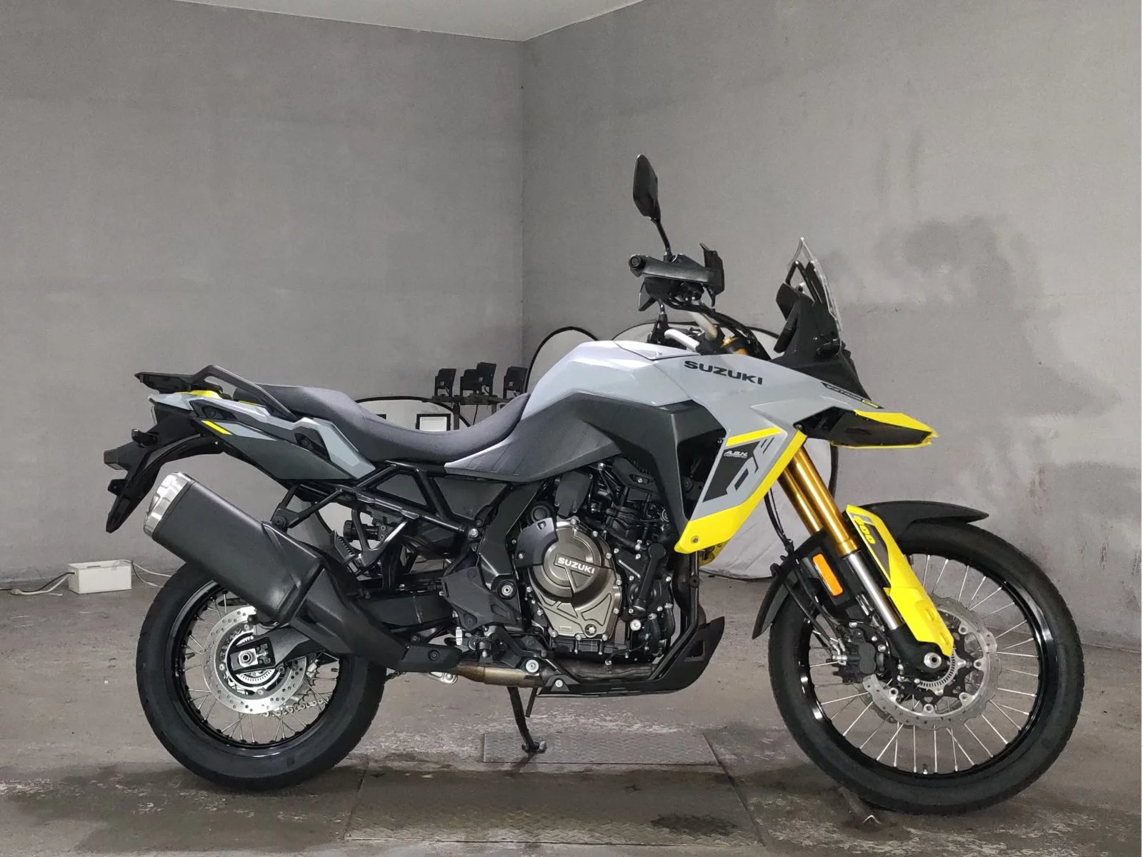 Suzuki V STROM 800DE  с аукциона в Японии
