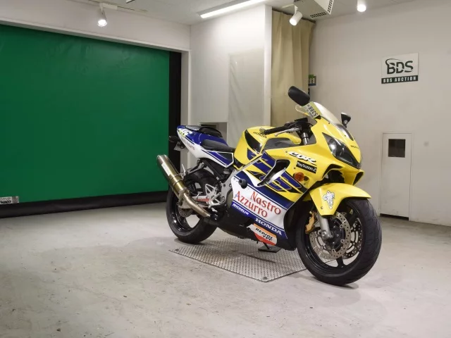 Honda CBR600F  с аукциона в Японии