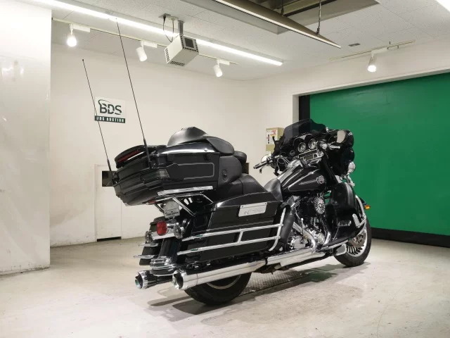 Harley-Davidson HARLEY FLHTCU1580 лот № 5388 оценка 4  с аукциона в Японии 4