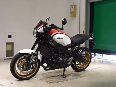 Yamaha XSR900