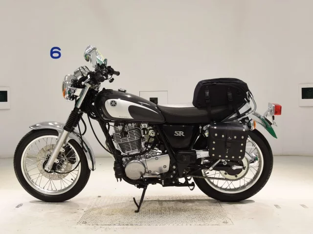 Yamaha SR400-5 2021
