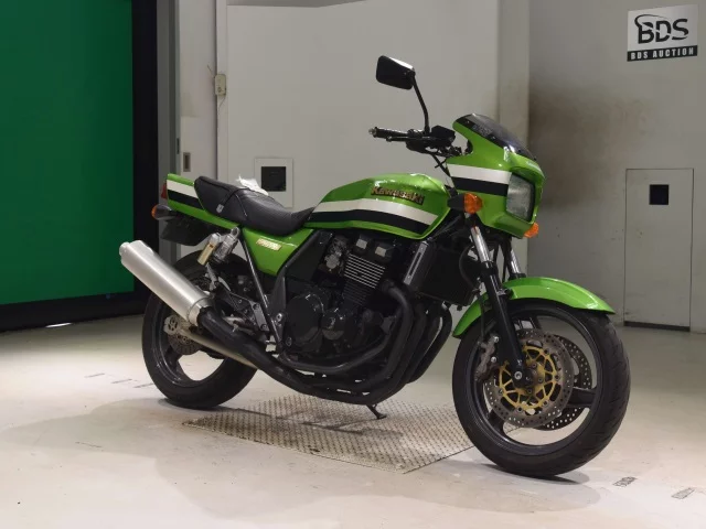 Kawasaki ZRX400  с аукциона в Японии