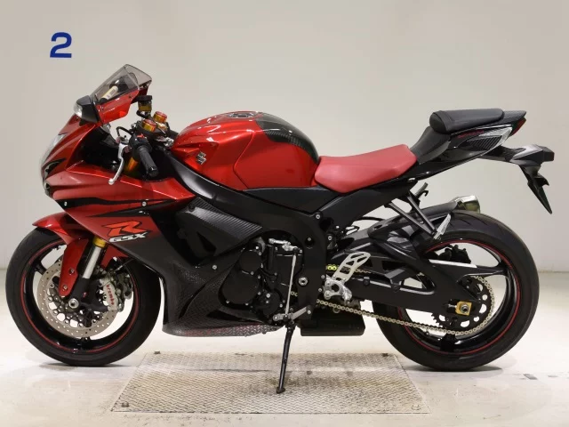 Suzuki GSX-R750  с аукциона в Японии