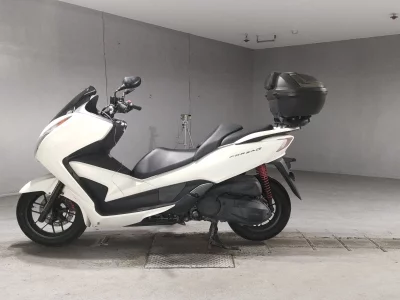 Honda FORZA с аукционов Японии