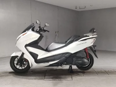 Honda FORZA