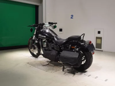Harley-Davidson HARLEY FXDWG1580 с аукционов Японии