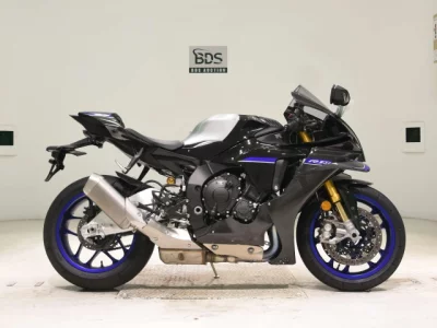 Yamaha YZF-R1M