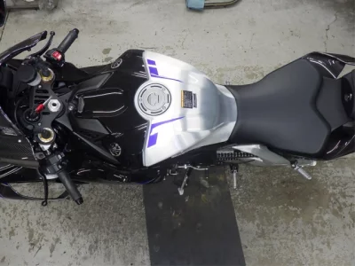 Yamaha YZF-R1M