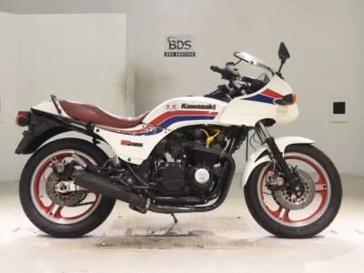 Kawasaki GPZ750