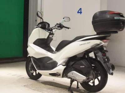 Honda PCX125-3