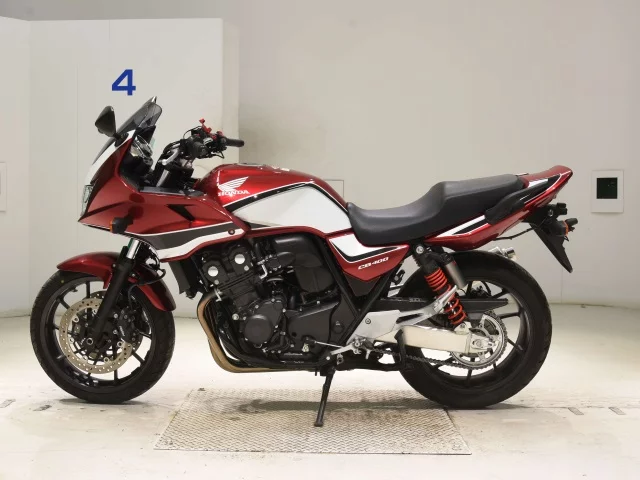 Honda CB400SFV-4 BOLDORABS 2021