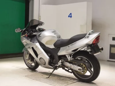 Honda CBR1100XX
